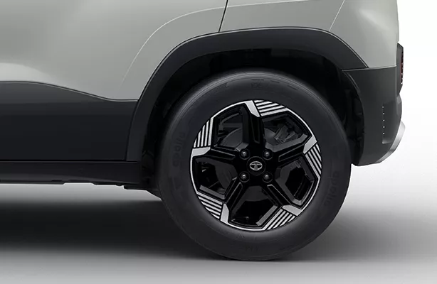 R16 Diamond Cut Alloys R16 Diamond Cut Alloys