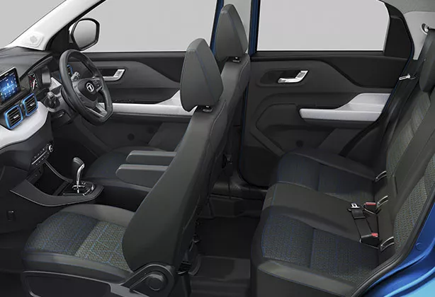 Spacious Interiors & Rear Flat Floors Spacious Interiors & Rear Flat Floors