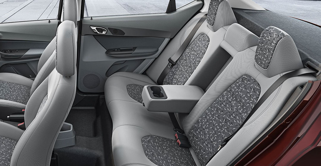 Fully Digital Instrument Cluster Fully Digital Instrument Cluster